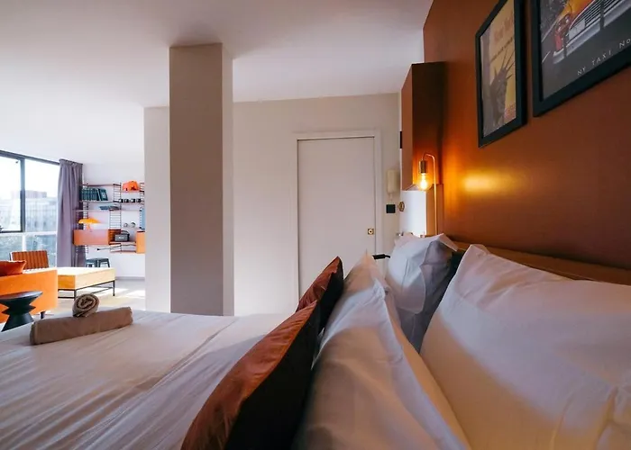 Oiqia • New Yorker *