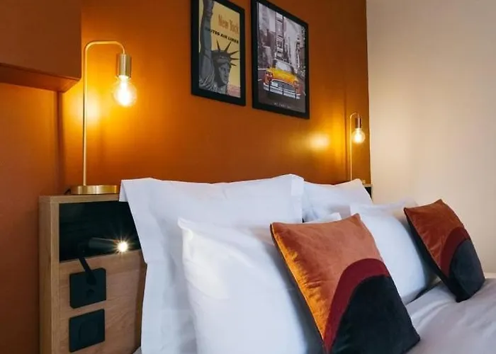 Oiqia • New Yorker Tolosa